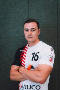 16 Yannik Rosenberger