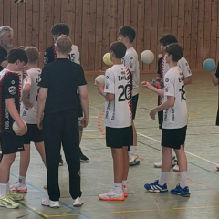 Männliche B-Jugend löst in der zweiten Runde nach starker Leistung das Ticket für die Bezirksoberliga